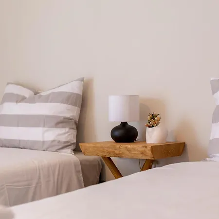 Litoral -- Apartamento *